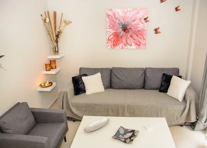 Neighborly Nest - In The Heart Of
